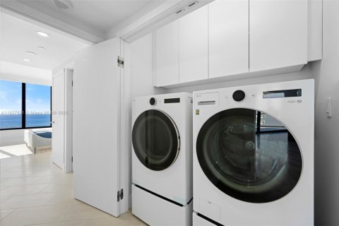Condominio en venta en Aventura, Florida, 2 dormitorios, 179.86 m2 № 1823738 - foto 25