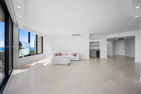 Condominio en venta en Aventura, Florida, 2 dormitorios, 179.86 m2 № 1823738 - foto 7