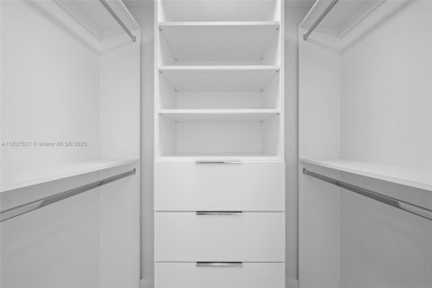 Condominio en venta en Aventura, Florida, 2 dormitorios, 179.86 m2 № 1823738 - foto 19