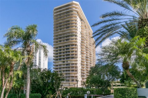 Condominio en venta en Aventura, Florida, 2 dormitorios, 179.86 m2 № 1823738 - foto 1
