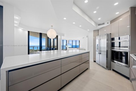 Condominio en venta en Aventura, Florida, 2 dormitorios, 179.86 m2 № 1823738 - foto 11