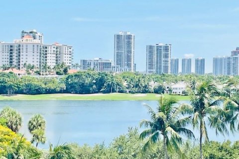 Condo à Aventura, Floride, 2 chambres № 2153240