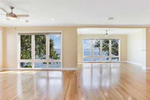 Touwnhouse à vendre à Tampa, Floride: 3 chambres, 329.43 m2 № 1898433 - photo 7