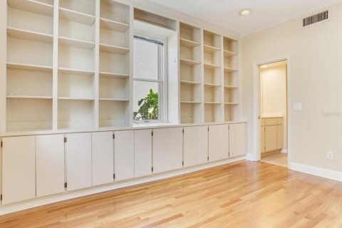 Touwnhouse à vendre à Tampa, Floride: 3 chambres, 329.43 m2 № 1898433 - photo 28