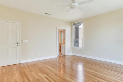 Touwnhouse à vendre à Tampa, Floride: 3 chambres, 329.43 m2 № 1898433 - photo 27