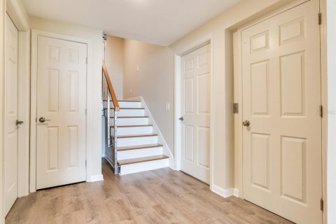 Touwnhouse à vendre à Tampa, Floride: 3 chambres, 329.43 m2 № 1898433 - photo 25