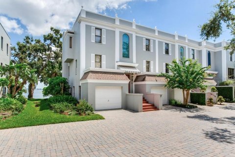 Touwnhouse à vendre à Tampa, Floride: 3 chambres, 329.43 m2 № 1898433 - photo 3