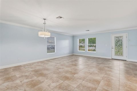 House in Punta Gorda, Florida 4 bedrooms, 260.96 sq.m. № 2109266 - photo 10