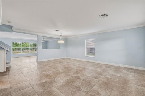 House in Punta Gorda, Florida 4 bedrooms, 260.96 sq.m. № 2109266 - photo 7