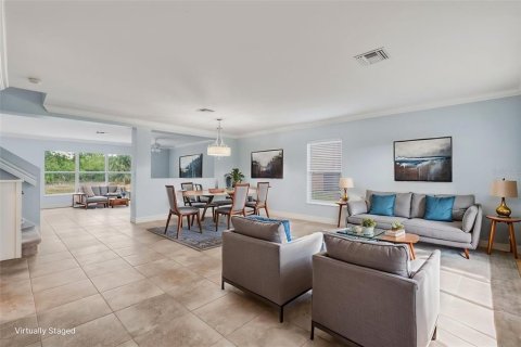 House in Punta Gorda, Florida 4 bedrooms, 260.96 sq.m. № 2109266 - photo 8