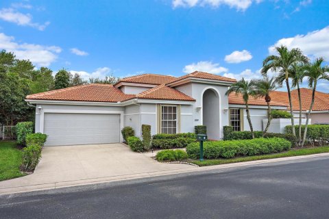 Villa ou maison à vendre à Palm Beach Gardens, Floride: 3 chambres, 176.61 m2 № 2146199 - photo 3
