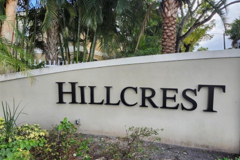 Condo in Hollywood, Florida, 1 bedroom № 2190362 - photo 21
