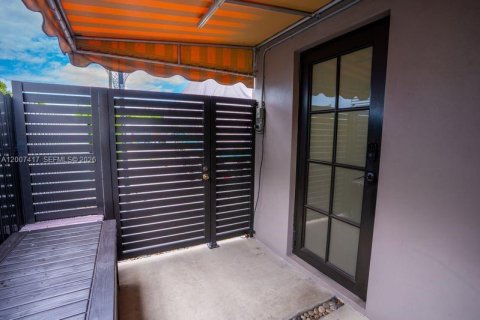 Villa ou maison à vendre à Hialeah, Floride: 5 chambres, 195.09 m2 № 2154489 - photo 29