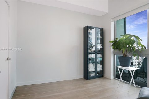 Copropriété à vendre à Miami, Floride: 2 chambres, 73.95 m2 № 1945198 - photo 10