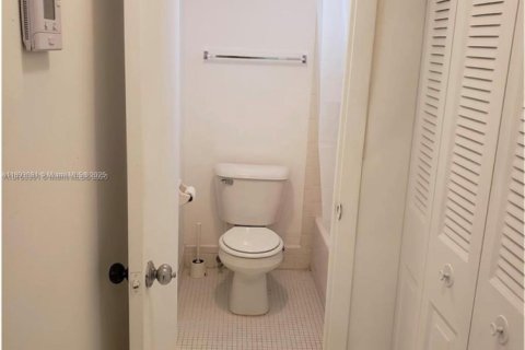 Copropriété à vendre à Tamarac, Floride: 1 chambre, 61.32 m2 № 1946742 - photo 10