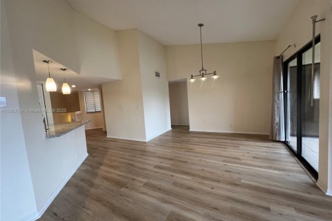 Copropriété à louer à Plantation, Floride: 2 chambres, 96.06 m2 № 1932259 - photo 12