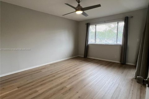 Copropriété à louer à Plantation, Floride: 2 chambres, 96.06 m2 № 1932259 - photo 9