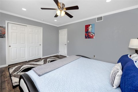 House in Clearwater, Florida 3 bedrooms, 144.83 sq.m. № 2149530 - photo 23