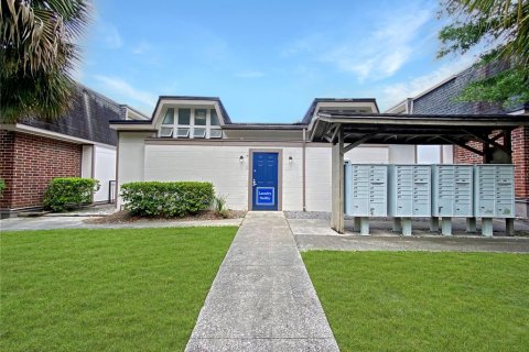 Condo in Gainesville, Florida, 1 bedroom  № 1735546 - photo 15