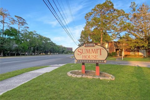 Condo in Gainesville, Florida, 1 bedroom  № 1735546 - photo 2
