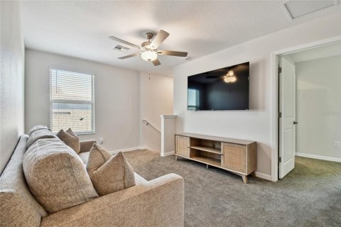 Casa en venta en Land O' Lakes, Florida, 6 dormitorios, 239.69 m2 № 1612466 - foto 30