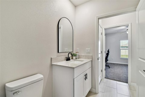 Casa en venta en Land O' Lakes, Florida, 6 dormitorios, 239.69 m2 № 1612466 - foto 25