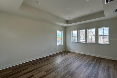 House in Orlando, Florida 5 bedrooms, 299.8 sq.m. № 1759966 - photo 13