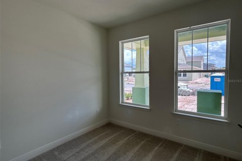 House in Orlando, Florida 5 bedrooms, 299.8 sq.m. № 1759966 - photo 11