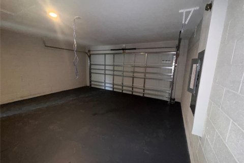 House in Sebring, Florida 4 bedrooms, 153.66 sq.m. № 1771703 - photo 7