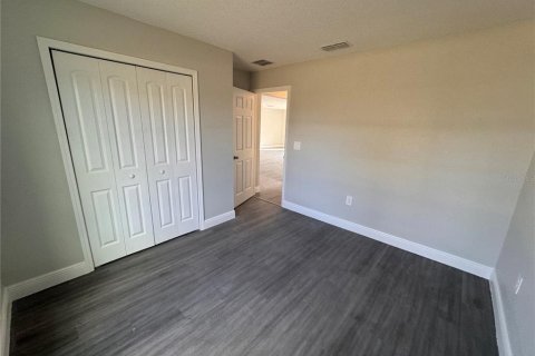 House in Sebring, Florida 4 bedrooms, 153.66 sq.m. № 1771703 - photo 24