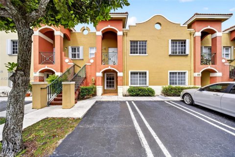 Condominio en Miami, Florida, 2 dormitorios  № 2066315