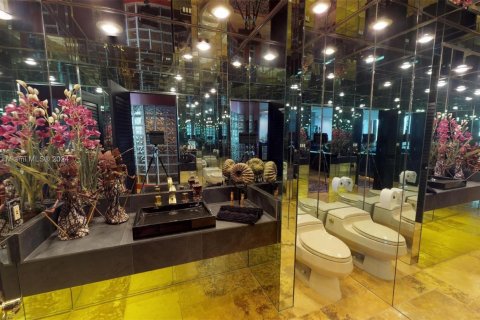 Купить кондоминиум в Авентура, Флорида 2 спальни, 228.82м2, № 5219 - фото 17