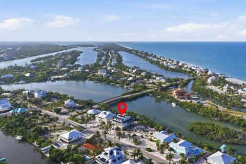 Casa en venta en Placida, Florida, 3 dormitorios, 321.91 m2 № 2095680 - foto 3