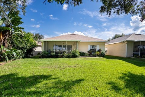 House in Winter Haven, Florida 3 bedrooms, 186.18 sq.m. № 1391108 - photo 24