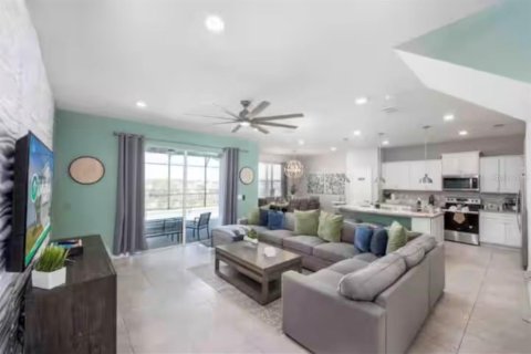 Casa en venta en Davenport, Florida, 5 dormitorios, 231.88 m2 № 2103089 - foto 10