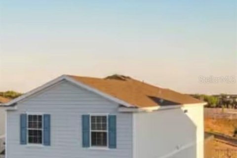 Casa en Davenport, Florida 5 dormitorios, 231.88 m2 № 2103089