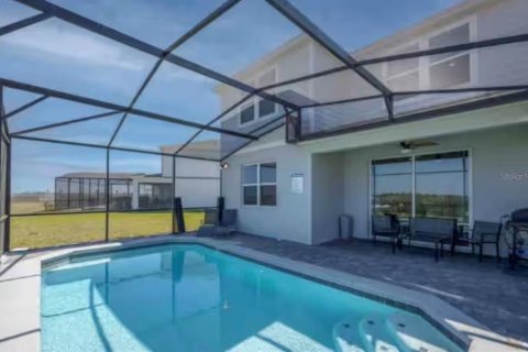 Casa en venta en Davenport, Florida, 5 dormitorios, 231.88 m2 № 2103089 - foto 4