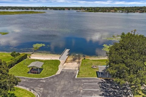 House in Belle Isle, Florida 4 bedrooms, 227.7 sq.m. № 1843195 - photo 4