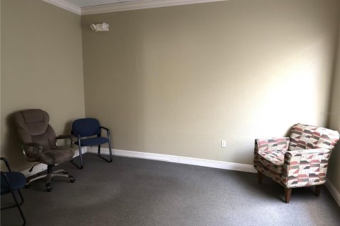 Propiedad comercial en alquiler en Port Charlotte, Florida № 1901346 - foto 13