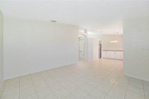 House in Punta Gorda, Florida 3 bedrooms, 154.12 sq.m. № 1716954 - photo 14