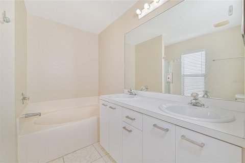 House in Punta Gorda, Florida 3 bedrooms, 154.12 sq.m. № 1716954 - photo 11