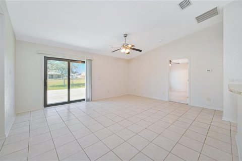 House in Punta Gorda, Florida 3 bedrooms, 154.12 sq.m. № 1716954 - photo 7