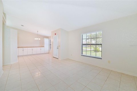 House in Punta Gorda, Florida 3 bedrooms, 154.12 sq.m. № 1716954 - photo 13