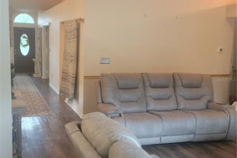 House in Tampa, Florida 3 bedrooms, 226.03 sq.m. № 2237881 - photo 26