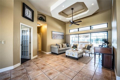 House in Lakeland, Florida 4 bedrooms, 299.05 sq.m. № 2206683 - photo 4