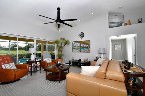 House in Punta Gorda, Florida 3 bedrooms, 151.15 sq.m. № 2239835 - photo 16