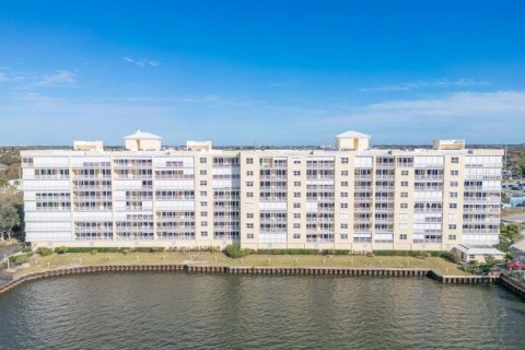 Condo in Merrit Island, Florida, 3 bedrooms  № 1446852 - photo 2