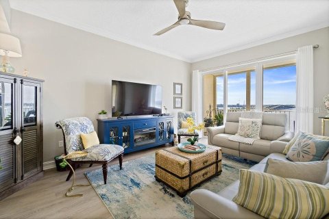 Condo in Merrit Island, Florida, 3 bedrooms  № 1446852 - photo 11