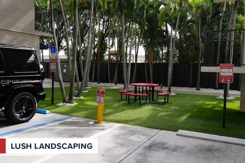 Apartment in Miami, Florida 1 bedroom, 65.03 sq.m. № 2000893 - photo 10