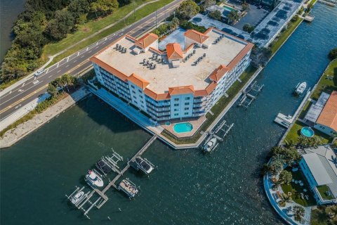 Condominio en venta en Clearwater, Florida, 2 dormitorios, 216.46 m2 № 2201706 - foto 6